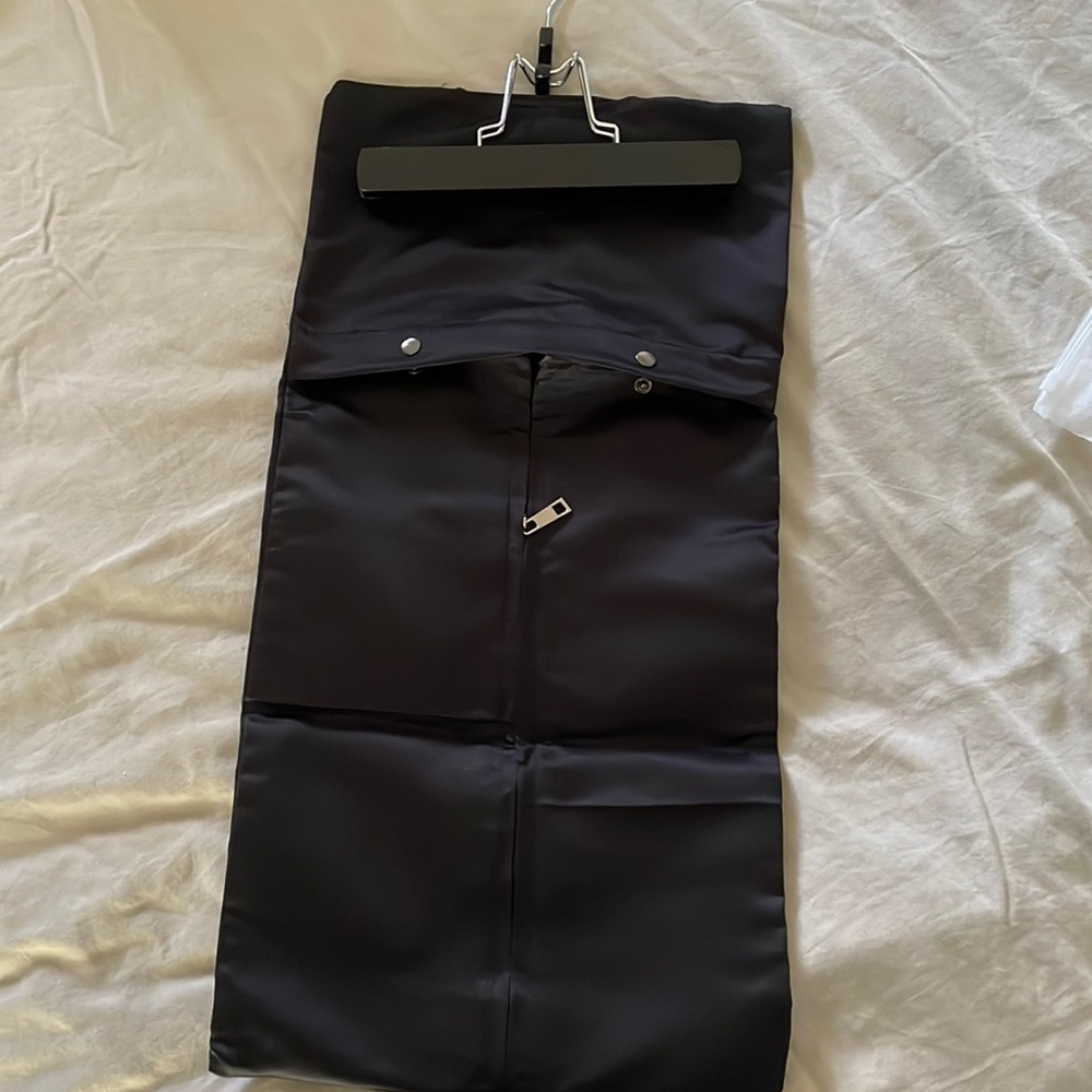 NEW Wig travel bag with hanger